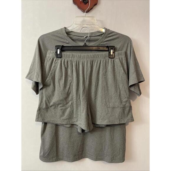 Other - Womens Large Gray Ribbed Shirt & Shorts Comfy Pull-On Stretchy Lounge Set! A3037